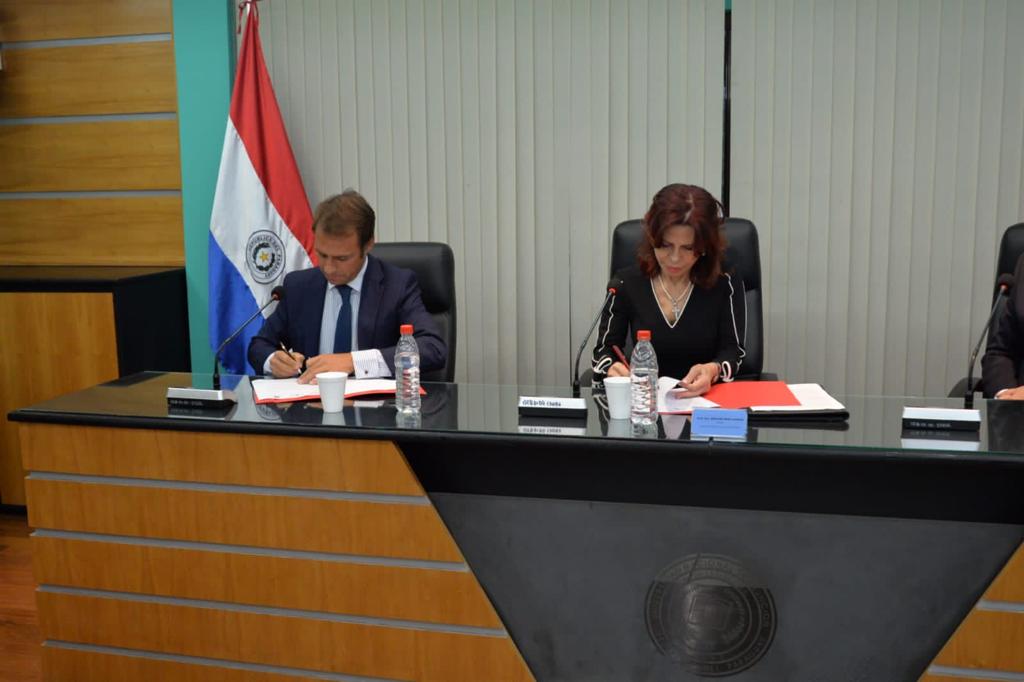 Convenio de cooperación con el IDAE (Paraguay, 13.10.22)